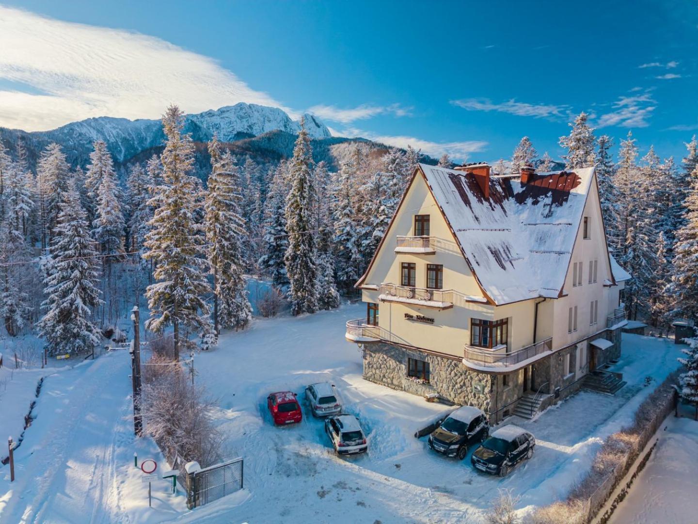 Telimena Bed & Breakfast 3*