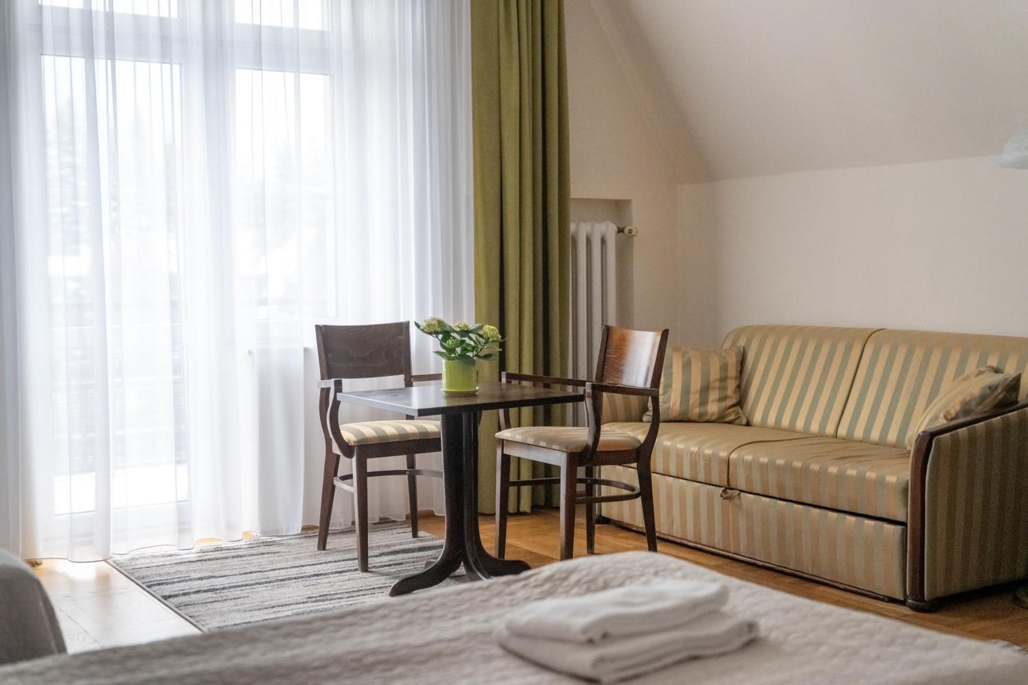 Bed & Breakfast Telimena 3*